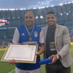 Antes da “Ultima batalha do Imperador”, Adriano Recebe medalha Tiradentes do Deputado Estadual TH jóias